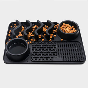 Pet slow feeder mat for healthy digestion and dental care