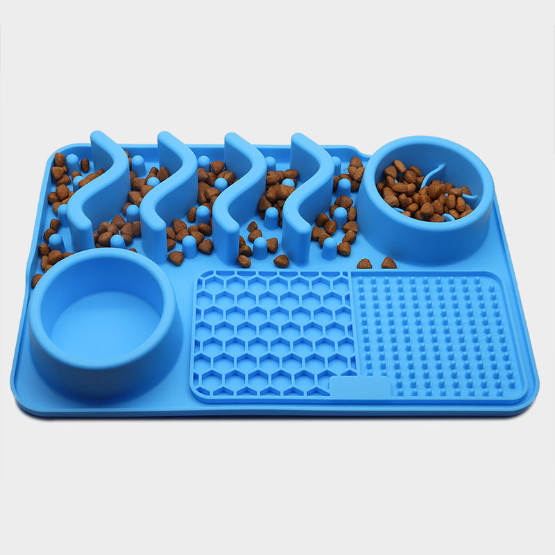 Pet slow feeder mat for healthy digestion and dental care
