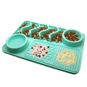 Pet slow feeder mat for healthy digestion and dental care
