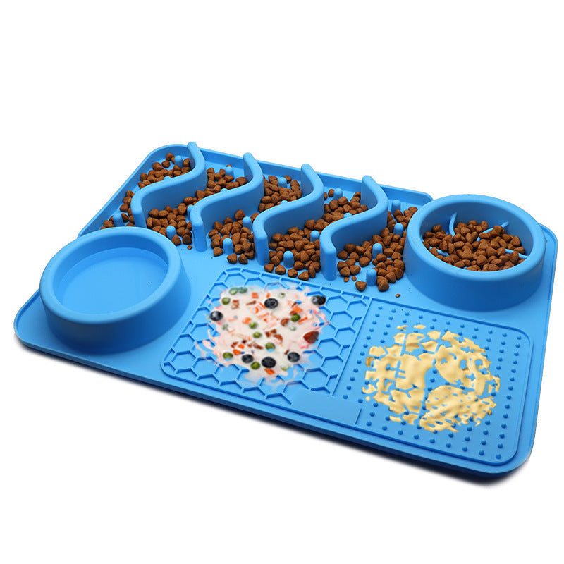 Silicone licking mat for slow feeding dogs and puppies
